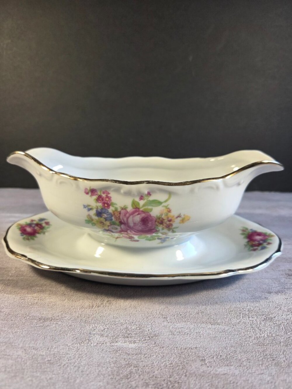 Vintage WALBRZYCH Porcelain 8” Gravy Boat w/attached Underplate Gold Trim